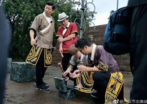 黄渤 张艺兴 罗志祥等明星三星堆冒雨极限挑战