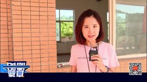 新闻特写：为新兵送上一双鞋垫