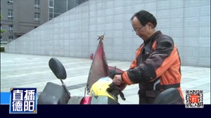 七旬大爷骑摩托游新疆 单边行程7000公里