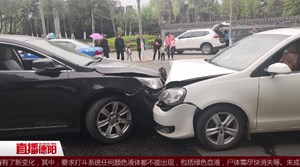 醉汉正面撞车  酒精测试还“假吹气”