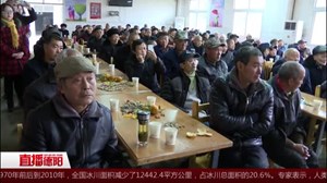 马井敬老院：我和亲人一起过节