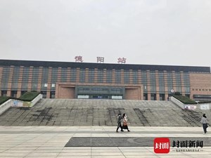 成德动车公交化：往返于两地之间的“通勤众生相”