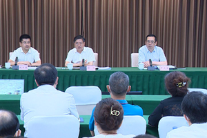 拿出实招新招亮招 全力推进“一网通办”取得新成效