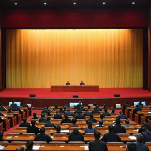 中央宣讲团来川宣讲党的十九届六中全会精神