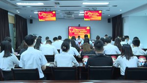 德阳经开区举行青年干部座谈会