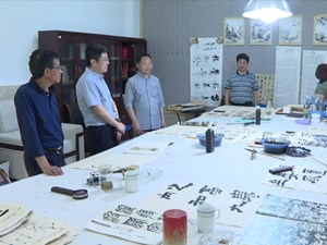 吴成钢率队调研市文联工作
