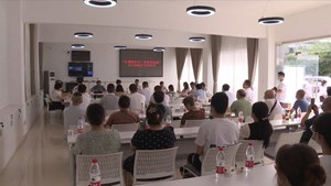 “礼赞新时代•照亮回家路”灵山街路灯交付仪式举行