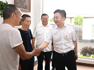 诚挚问候暖人心 浓浓关爱显真情