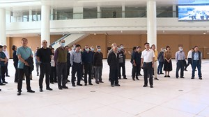 我市组织离退休干部开展市内参观考察