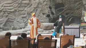 扬川剧文化，德阳市川剧团在石刻公园进行专场演出