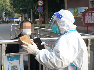 【疫情防控】暖！爱心接力送药上门 解决患者“疫”时之忧