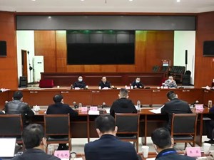 保持战略定力 坚定必胜信心 坚决筑牢守护人民生命安全和身体健康的疫情防控网