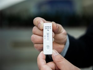 抗原阳了怎么办？官方应急指南来了！一图速览→