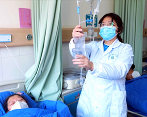 广汉：守好农村防疫大门 让群众过上健康年
