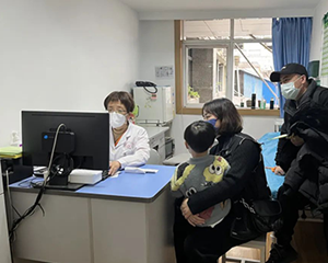 多地出现学校流感暴发疫情，“今年情况较为特殊”