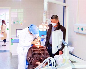 德阳：新政落地 种植牙价格将大幅下调