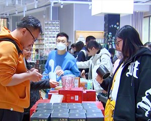 广汉：旅游市场回暖 三星堆人气持续火热
