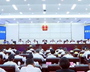 市九届人大常委会举行第十二次会议