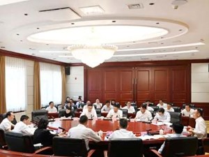 坚定不移实施同城融圈战略 加快建设具有全国影响力的同城化发展示范区