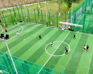 首届“德阳发展杯”五人制足球联赛启幕