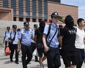 集中收网150人！中江警方押解跨境诈骗犯罪嫌疑人回川