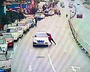 聂永华：奋不顾身抓疑犯 拖行千米不松手