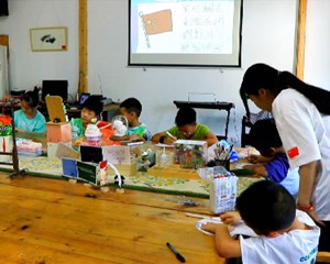 德阳： 红色教育点亮缤纷暑假
