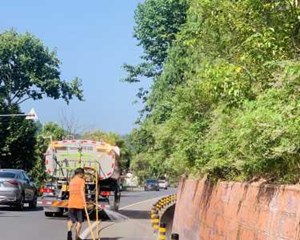 德阳市全面掀起夏季公路养护大干热潮