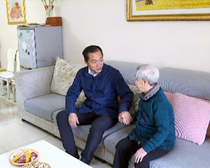 认真落实各项优抚政策 让老人老有所依老有所养