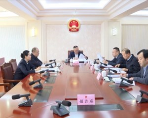 市九届人大常委会召开党组（扩大）会议
