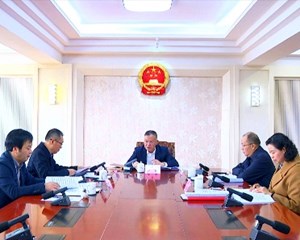 卢也主持召开市九届人大常委会党组（扩大）会议