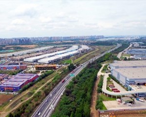企业生产“加速跑” 不断刷新“进度条”