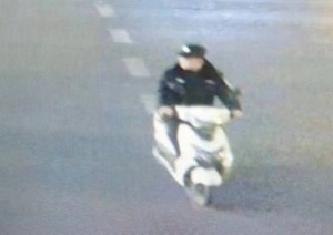 事发德阳街头！“警察”竟骑上市民电瓶车跑路了……