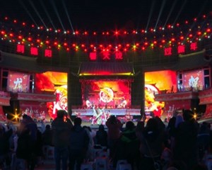 共享春节文化 喜迎龙年新春