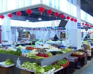 旌阳：农贸市场改造升级 “菜篮子”拎出幸福感