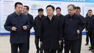 推进新兴产业集群发展 努力培育新的经济增长点