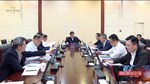市政府党组（扩大）会议和常务会议召开