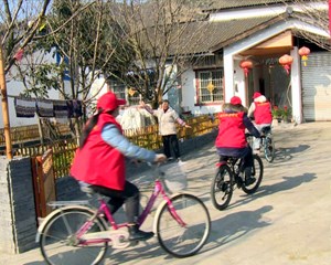 什邡湔氐镇：“自行车宣传队”让党的二十大精神“声”入万家