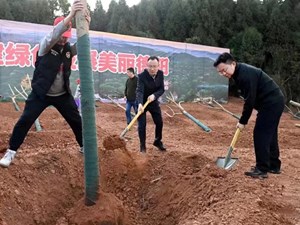 履行植树义务 共建绿色发展美丽德阳