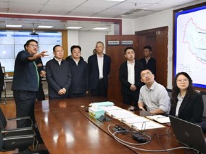 抓早抓细抓实防汛抗旱各项工作 切实保障好人民群众生命财产安全
